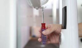 美的电风扇安装视频,轻松上手，享受清凉一夏