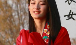 红衣女,时尚潮流的引领者