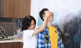 亲脖子视频,一场视觉与情感的碰撞